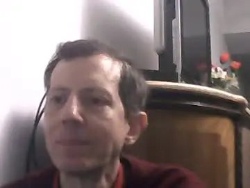 Chaturbate Watch Live Sex Cams of lucianoaxel
