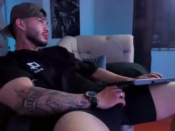 Chaturbate Nude Webcam of vincentblack_