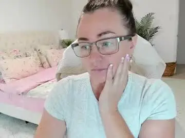 Chaturbate Adult Video Chat of vika7333