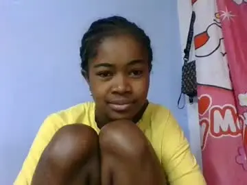 Chaturbate Nude Webcam of phania185885