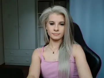 Chaturbate Adult Video Chat of kristineamore