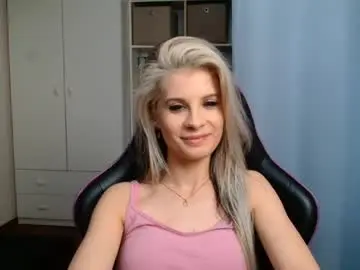 Chaturbate Sex Cam of kristineamore