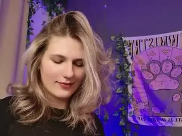 Chaturbate Sex Cam of lychee__chan