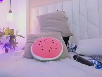 Chaturbate Live Sex Cam of io_chie_