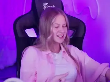 Chaturbate Live Sex Cam of evemundie
