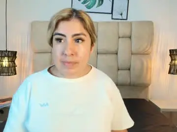 Chaturbate Watch Live Sex Cams of sarablonde_t