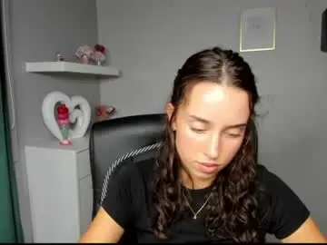 Chaturbate Sex Chat of adelesolo