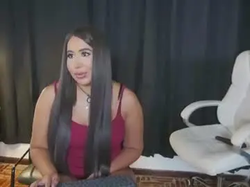Chaturbate Sex Chat of charlottekiss21