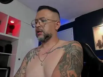Chaturbate Watch Live Sex Cams of mrfrank_tattoo