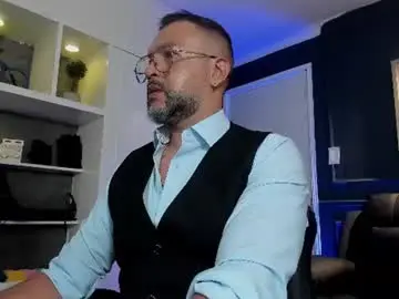 Chaturbate Live Sex Cam of mrfrank_tattoo
