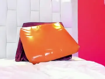 Chaturbate Sex Chat of roxy_sexy69