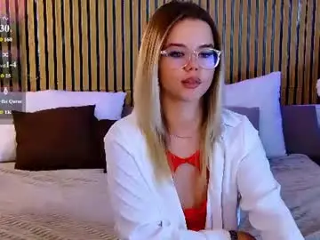 Chaturbate Live Sex Cam of lilyrabbit
