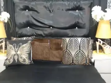 Chaturbate Live Sex Cam of bigcockmarina