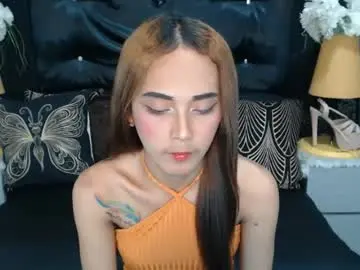 Chaturbate Live Sex Cam of bigcockmarina