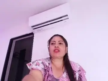 Chaturbate Watch Live Sex Cams of karla_hilton01