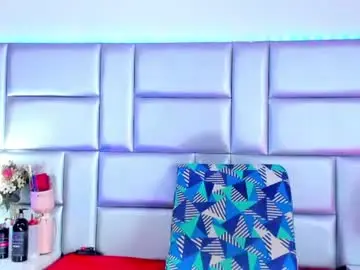 Chaturbate Watch Live Sex Cams of ninaniicole