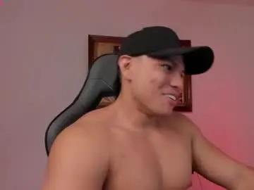 Chaturbate Live Porn of roy__constance