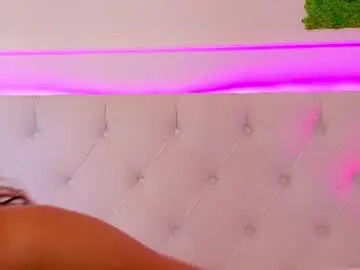 Chaturbate Sex Chat of elisacharm