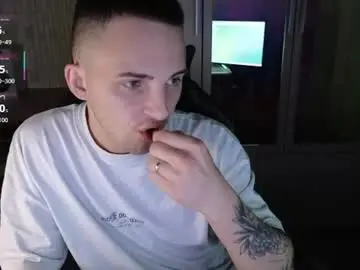 Chaturbate Nude Webcam of golden_boyyy21