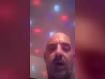 Chaturbate Sex Cam of bretbadura08