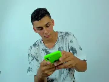 Chaturbate Nude Webcam of max_wild01