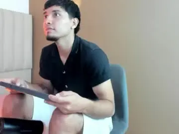 Chaturbate Watch Live Sex Cams of noah_smith05