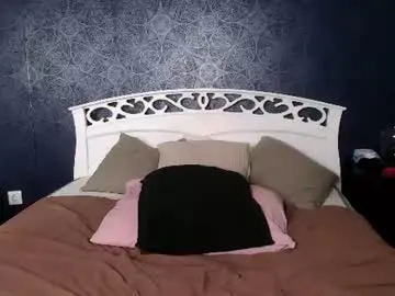 Chaturbate Live Sex Cam of _kiara_si