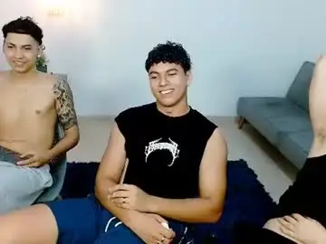 Chaturbate Free Porn Cam of br4ndon_cooper