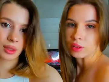 Chaturbate Live Sex Cam of leylalin