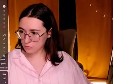 Chaturbate Live Sex Cam of polly_pop_