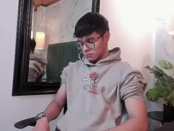 Chaturbate Watch Live Sex Cams of mats_erikson