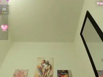 Chaturbate Live Sex Cam of hellen_starx