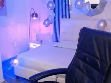 Chaturbate Watch Live Sex Cams of liss_black