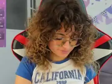 Chaturbate Free Live Porn of emily_fiori