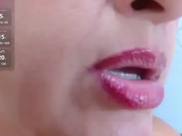 Chaturbate Best live sex cam show of kerly_doll
