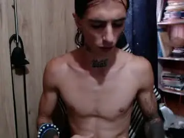 Chaturbate Free Porn Cam of kyleer77