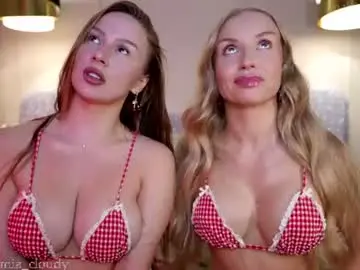 Chaturbate Live Sex of mia_cloudy