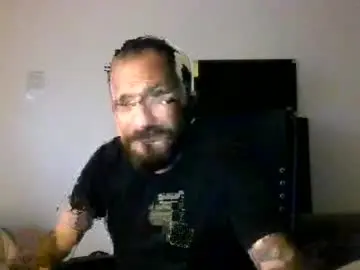 Chaturbate Sex Chat of larrabee13
