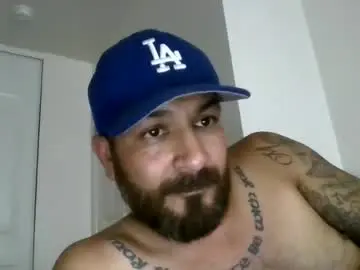 Chaturbate Free Live Porn of larrabee13