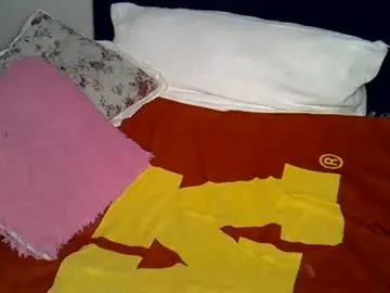 Chaturbate Live Sex of dark_petite_