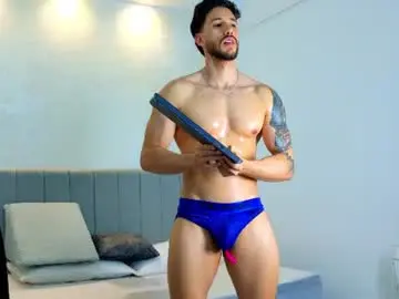 Chaturbate Best live sex cam show of evans_opry1