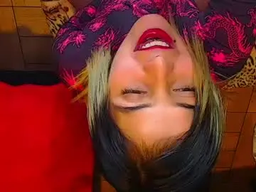 Chaturbate Free Porn Cam of lacolombiana_bitch