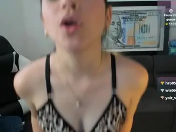 Chaturbate Live Porn of lucianamoreau_