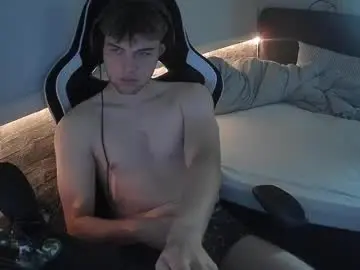 Chaturbate Live Porn of henryybigd