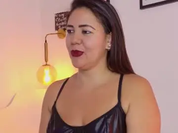 Chaturbate Live Sex Cam of ivyblackk