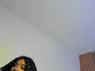 Chaturbate Live Sex Cam of elodiiee