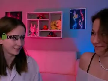 Chaturbate Live Sex Cam of liana_best