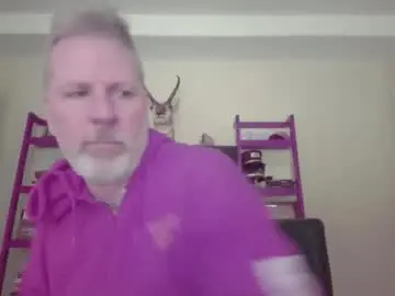 Chaturbate Live Sex Cam of kc_cumming