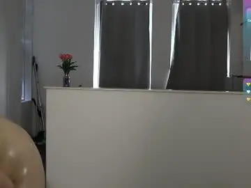Chaturbate Adult Webcams of miamoon123