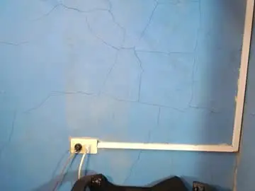 Chaturbate Adult Webcam of ariana_queen_hugecock69